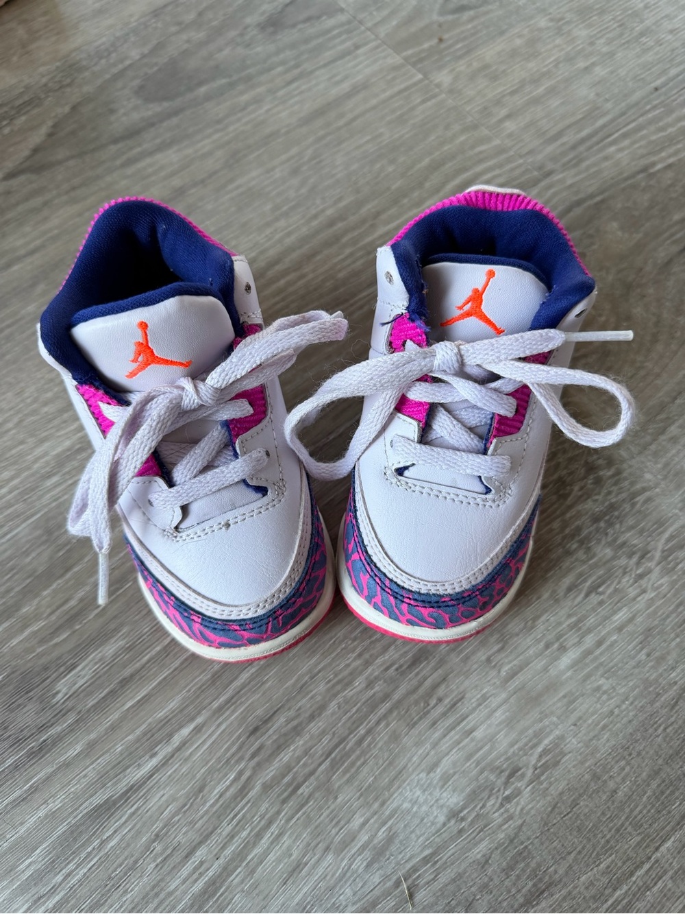 Toddler Jordan 3 “atomic pink”